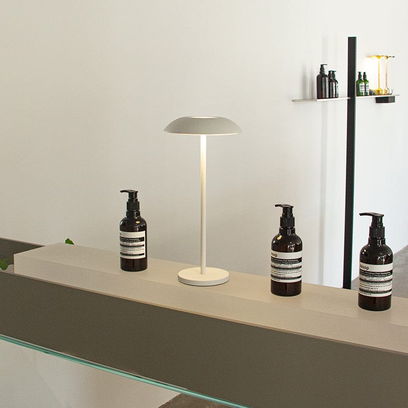 Matt Elegance Uppladdningsbar Bordslampa Carvallo