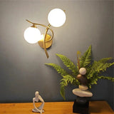 Modern Järn Vägglampa med Glasbollskärm – LED Vägglampor för Inomhus Sovrum och Korridor Sconces Carvallo