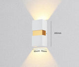 Modern LED Vägglampa Med Justerbar Strålvinkel – Vattentät - 10W - Kall/Varm Vit - Inomhus/Utebruk - IP65 Bedömd Carvallo