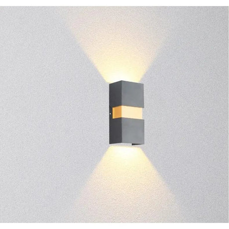 Modern LED Vägglampa Med Justerbar Strålvinkel – Vattentät - 10W - Kall/Varm Vit - Inomhus/Utebruk - IP65 Bedömd Carvallo