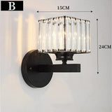 Modern LED Vägglampa Med Kristallackenter - Metallkonstruktion - Justerbar Belysning - Nordisk Stil - Ideal För Vardagsrum - Sovrum - Korridor Carvallo
