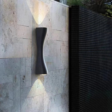 Utomhus LED Vägglampa - Väggmonterad - IP65 Vattentålig - Modern Aluminiumdesign - Idealisk för Veranda och Gårdar Carvallo