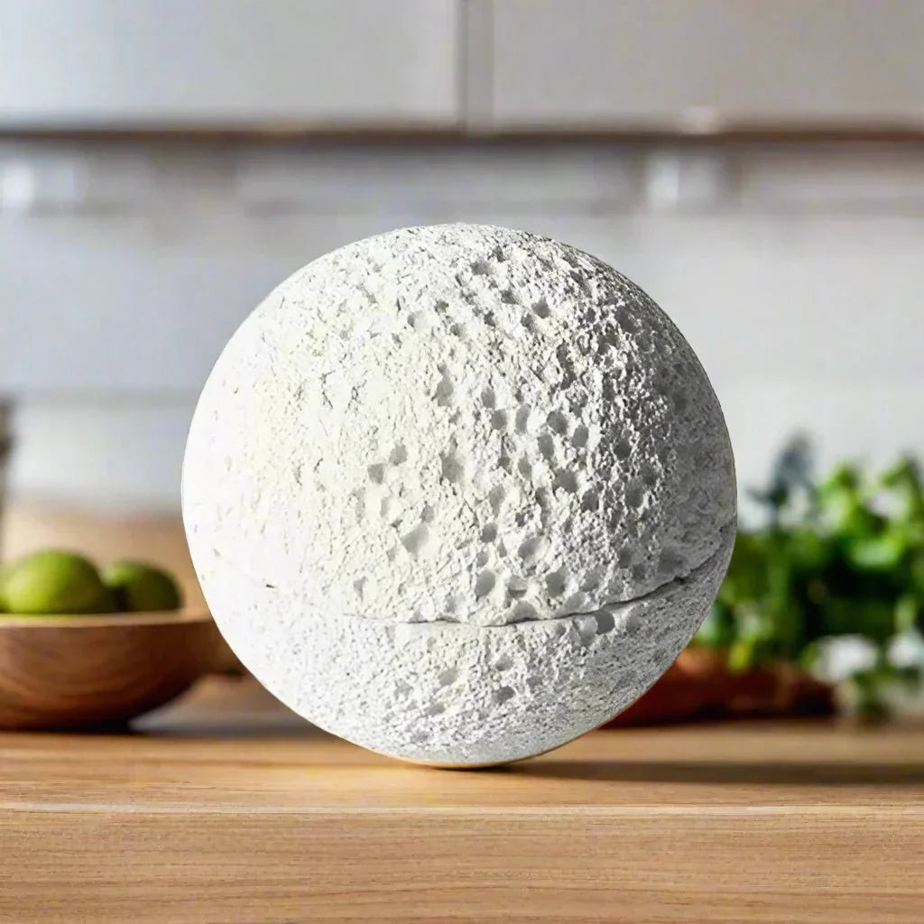 Kursig svart vulkanisk stenskål - Elegant porslinsmittenstuk Carvallo