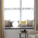 RoyaleGlow Utomhus Globljus - Trådlös, Väderbeständig, 16 Färger LED Sfärljus Carvallo