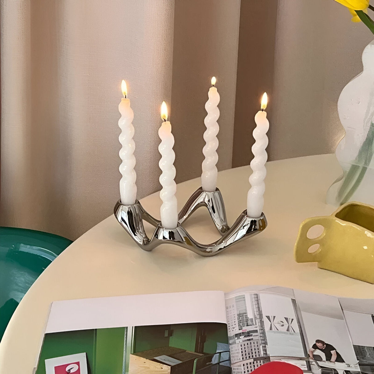 Vågig design keramik ljusstake dekoration hållare skulptur Carvallo