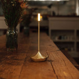 Bordslampa Med Brassy Finish LED Uppladdningsbar Lampa Carvallo