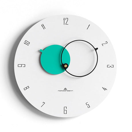 Carvallo – Modern väggklocka med elegant stil och display Carvallo