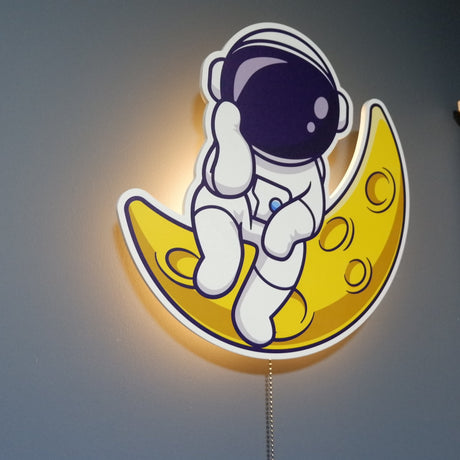 GalaxyGlow – Astronautvägglampa för barnrum Carvallo