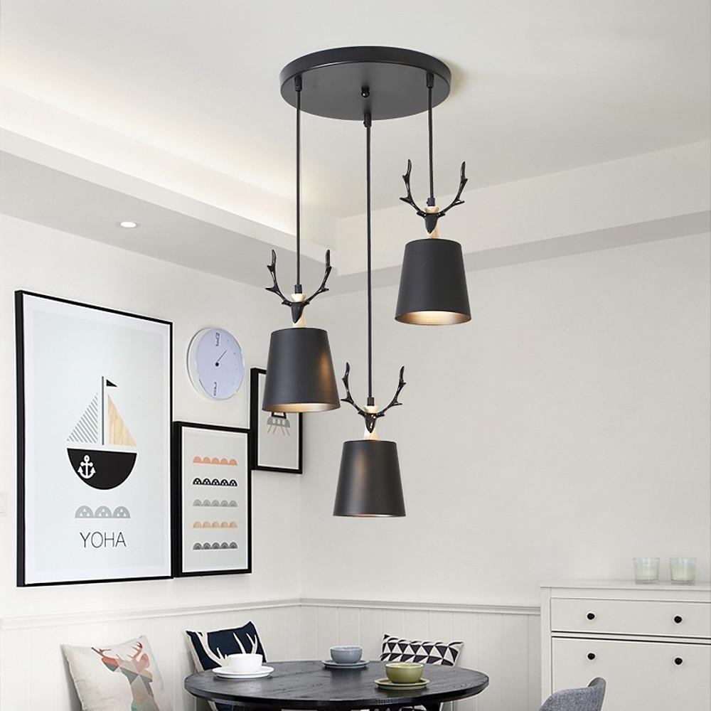 3-ljus Renhorn Design LED Klassisk Kandelaber Hängande Lampa Carvallo