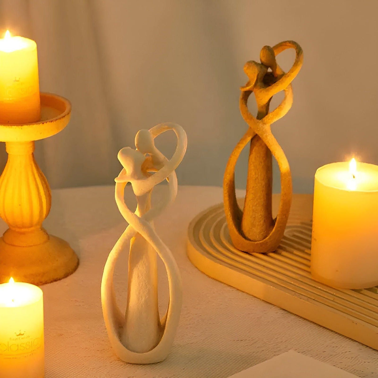 LoverBond Staty - Sandsten Abstrakt Tidlös Kärleksstaty Carvallo